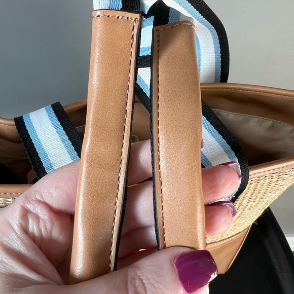 St John’s Bay Straw Tote Bag with Striped Handles - Picture 8 of 8